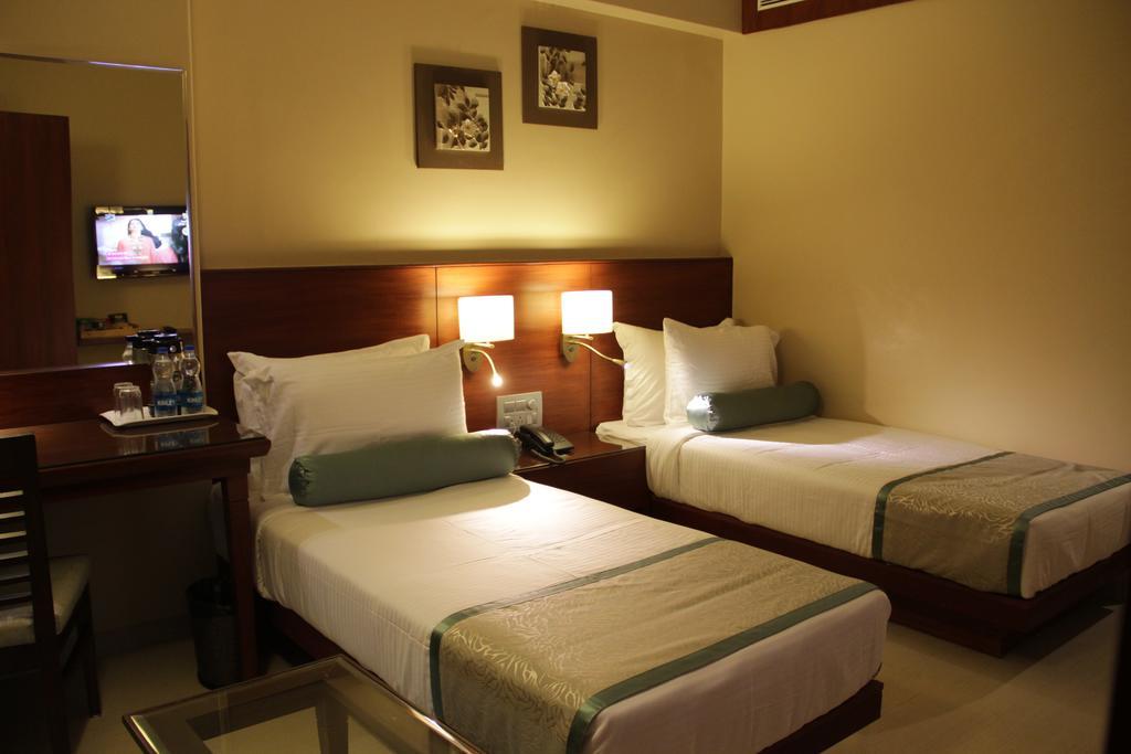 אאורנגבד Hotel Green Olive מראה חיצוני תמונה