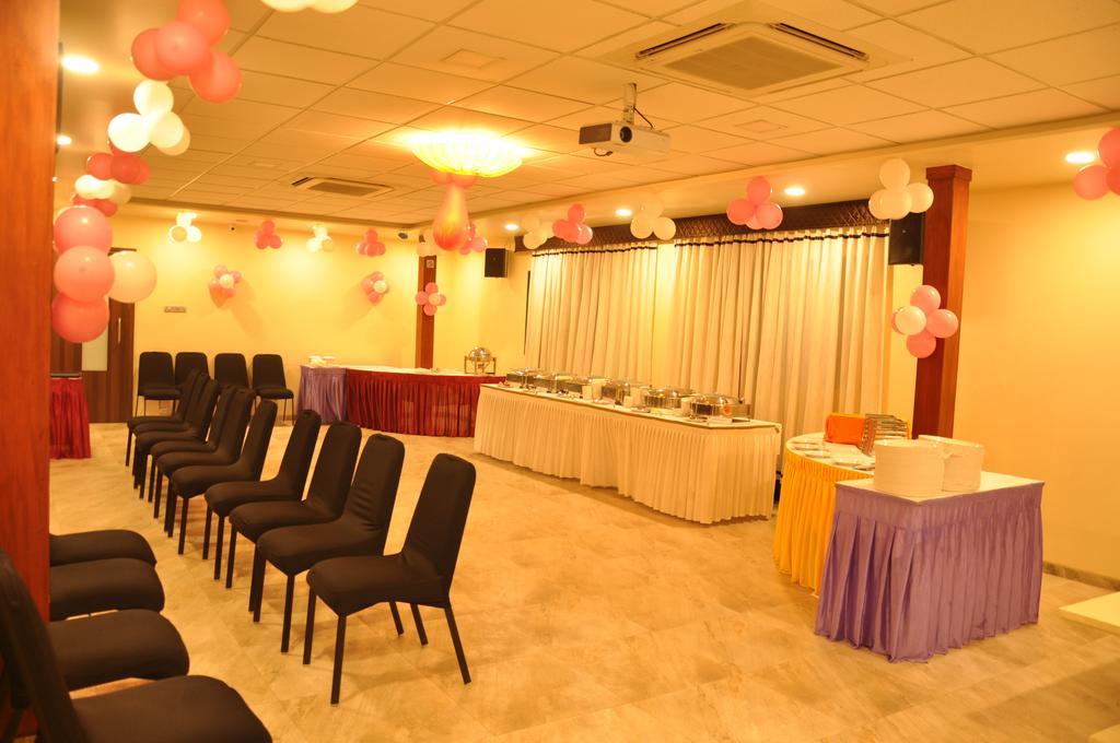 אאורנגבד Hotel Green Olive מראה חיצוני תמונה