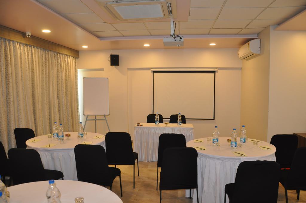 אאורנגבד Hotel Green Olive מראה חיצוני תמונה