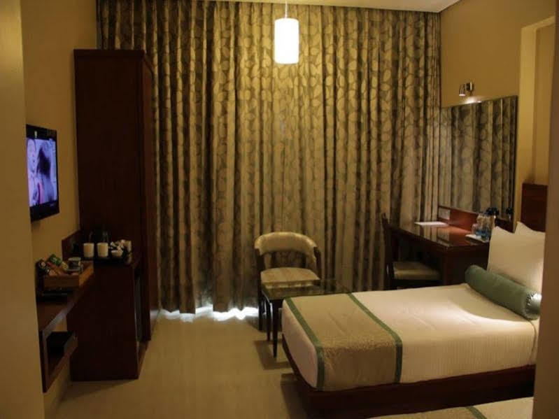 אאורנגבד Hotel Green Olive מראה חיצוני תמונה